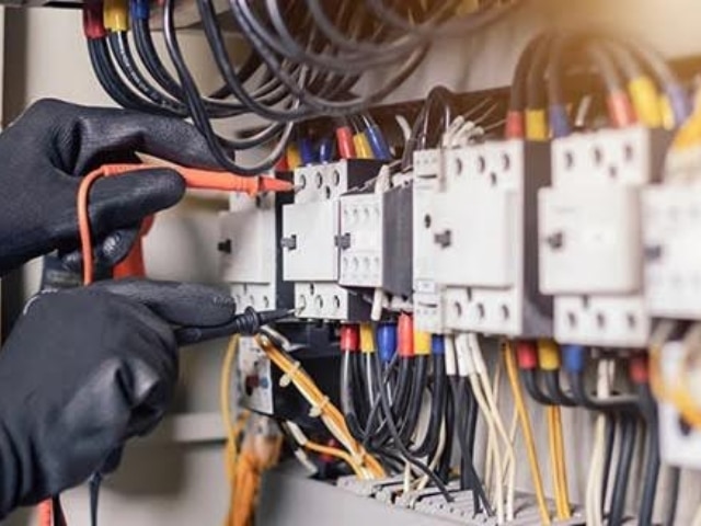 cnpp-q18-controle-reglementaire-electrique